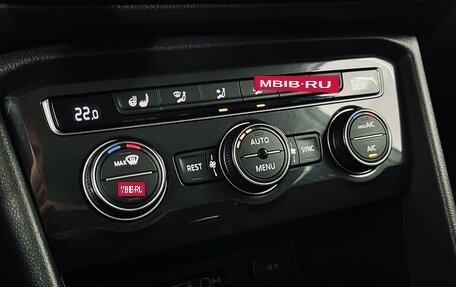 Volkswagen Tiguan II, 2019 год, 2 050 000 рублей, 19 фотография