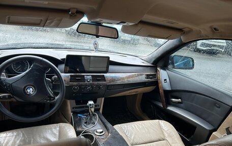 BMW 5 серия, 2004 год, 550 000 рублей, 4 фотография