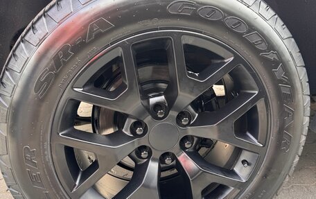 Chevrolet Tahoe IV, 2015 год, 3 999 999 рублей, 14 фотография