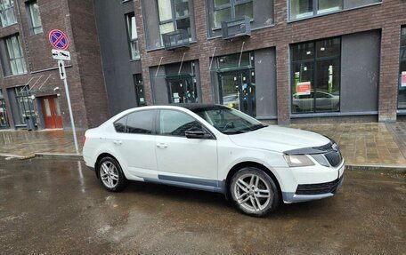 Skoda Octavia, 2017 год, 800 000 рублей, 1 фотография