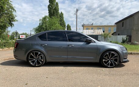 Skoda Octavia, 2018 год, 2 200 000 рублей, 10 фотография