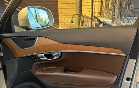 Volvo XC90 II рестайлинг, 2018 год, 3 750 000 рублей, 14 фотография