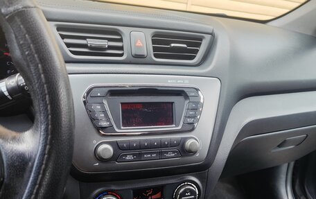 KIA Rio III рестайлинг, 2012 год, 620 000 рублей, 5 фотография