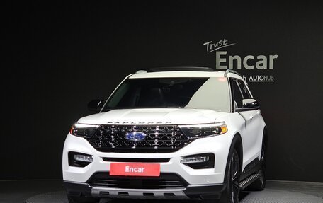 Ford Explorer VI, 2021 год, 3 200 000 рублей, 2 фотография