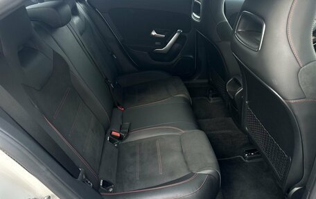 Mercedes-Benz CLA, 2019 год, 4 800 000 рублей, 20 фотография