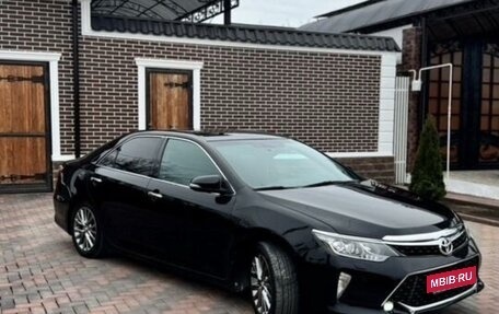 Toyota Camry, 2015 год, 2 100 000 рублей, 3 фотография