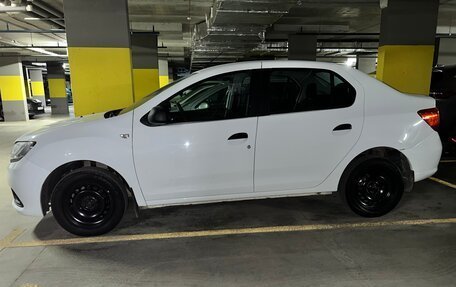 Renault Logan II, 2017 год, 950 000 рублей, 9 фотография