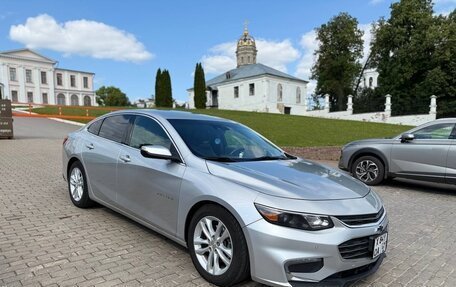 Chevrolet Malibu IX, 2017 год, 1 250 000 рублей, 4 фотография
