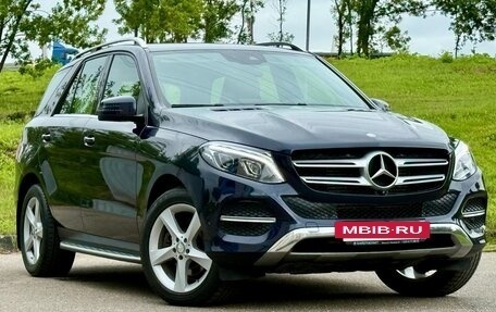 Mercedes-Benz GLE, 2015 год, 4 000 000 рублей, 2 фотография