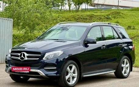 Mercedes-Benz GLE, 2015 год, 4 000 000 рублей, 14 фотография