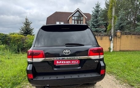 Toyota Land Cruiser 200, 2016 год, 5 350 000 рублей, 9 фотография