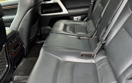 Toyota Land Cruiser 200, 2016 год, 5 350 000 рублей, 16 фотография
