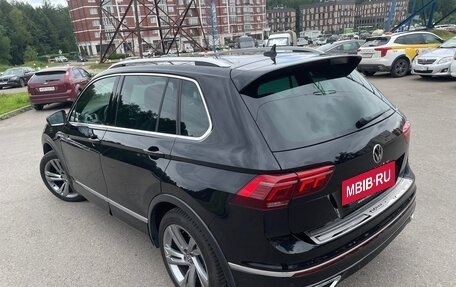 Volkswagen Tiguan II, 2020 год, 2 590 000 рублей, 14 фотография