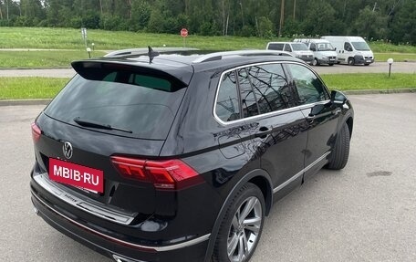 Volkswagen Tiguan II, 2020 год, 2 590 000 рублей, 13 фотография