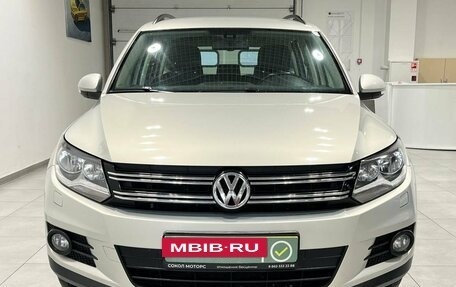 Volkswagen Tiguan I, 2012 год, 1 199 900 рублей, 2 фотография