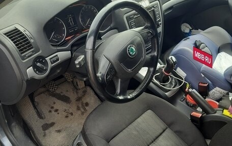 Skoda Octavia, 2011 год, 735 500 рублей, 2 фотография
