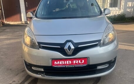 Renault Scenic III, 2013 год, 900 000 рублей, 1 фотография