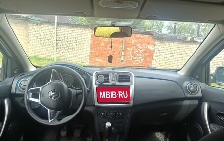 Renault Logan II, 2018 год, 620 000 рублей, 1 фотография