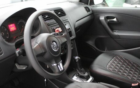 Volkswagen Polo VI (EU Market), 2012 год, 700 000 рублей, 17 фотография