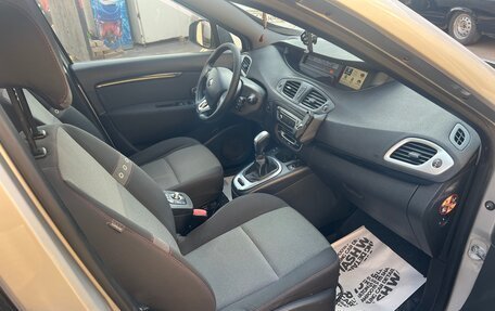 Renault Scenic III, 2013 год, 900 000 рублей, 6 фотография