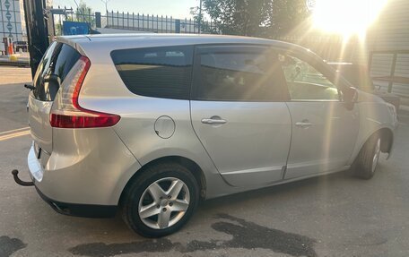 Renault Scenic III, 2013 год, 900 000 рублей, 10 фотография