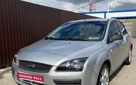 Ford Focus II рестайлинг, 2005 год, 595 000 рублей, 2 фотография