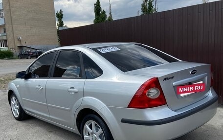 Ford Focus II рестайлинг, 2005 год, 595 000 рублей, 4 фотография
