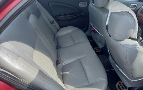 Nissan Sunny N16, 2001 год, 300 000 рублей, 6 фотография