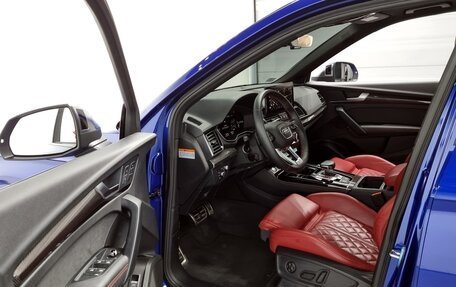 Audi SQ5, 2022 год, 5 379 000 рублей, 10 фотография