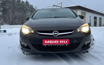 Opel Astra J, 2013 год, 890 000 рублей, 1 фотография
