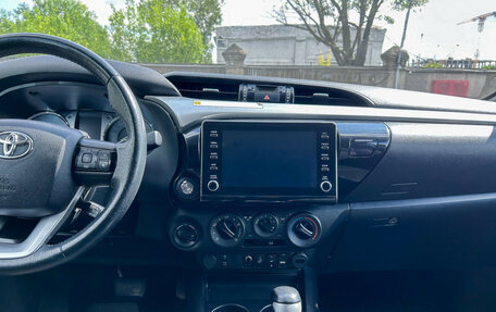 Toyota Hilux VIII, 2020 год, 3 590 000 рублей, 14 фотография