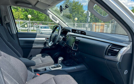Toyota Hilux VIII, 2020 год, 3 590 000 рублей, 9 фотография