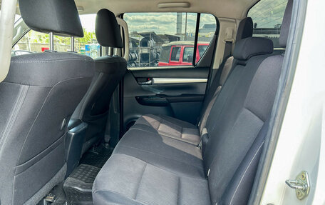 Toyota Hilux VIII, 2020 год, 3 590 000 рублей, 11 фотография