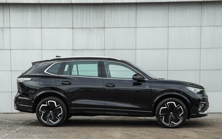 Volkswagen Tiguan, 2024 год, 4 800 000 рублей, 5 фотография