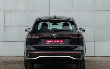 Volkswagen Tiguan, 2024 год, 4 800 000 рублей, 4 фотография