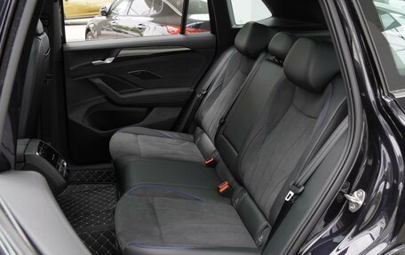 Volkswagen Tiguan, 2024 год, 4 800 000 рублей, 9 фотография