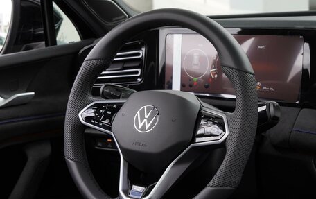 Volkswagen Tiguan, 2024 год, 4 800 000 рублей, 19 фотография