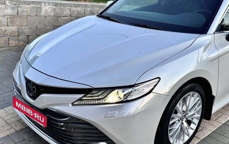 Toyota Camry, 2019 год, 3 550 000 рублей, 7 фотография