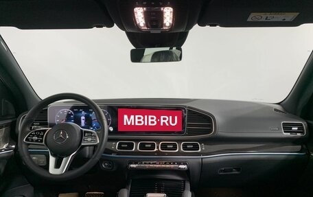Mercedes-Benz GLS, 2024 год, 17 000 000 рублей, 24 фотография