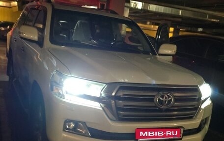 Toyota Land Cruiser 200, 2015 год, 4 600 000 рублей, 2 фотография