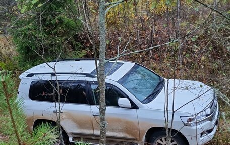 Toyota Land Cruiser 200, 2015 год, 4 600 000 рублей, 10 фотография