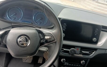 Skoda Rapid II, 2021 год, 1 700 000 рублей, 3 фотография