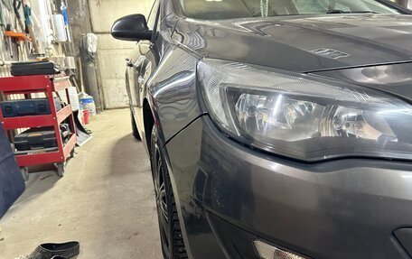 Opel Astra J, 2013 год, 890 000 рублей, 14 фотография