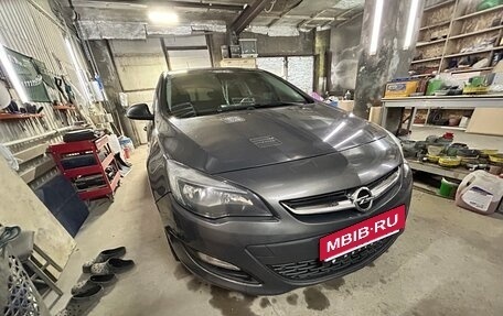 Opel Astra J, 2013 год, 890 000 рублей, 22 фотография