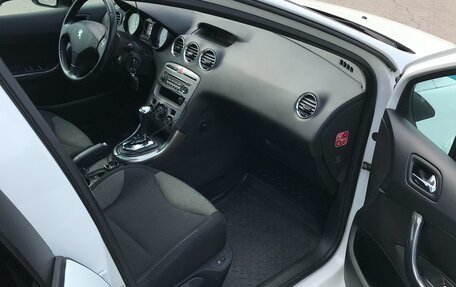 Peugeot 308 II, 2011 год, 650 000 рублей, 22 фотография