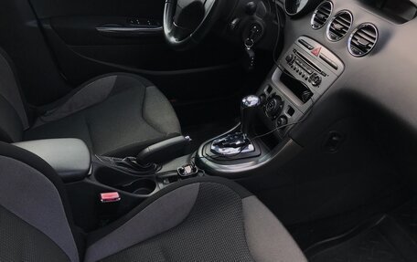 Peugeot 308 II, 2011 год, 650 000 рублей, 21 фотография