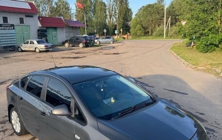 Opel Astra J, 2013 год, 990 000 рублей, 2 фотография