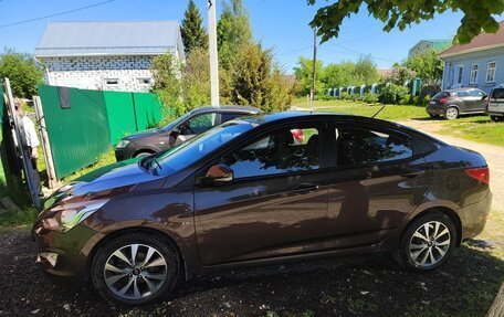 Hyundai Solaris II рестайлинг, 2015 год, 1 150 000 рублей, 1 фотография