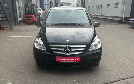 Mercedes-Benz B-Класс, 2010 год, 750 000 рублей, 1 фотография