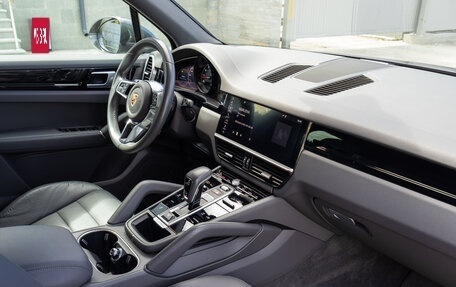 Porsche Cayenne III, 2018 год, 6 990 000 рублей, 7 фотография
